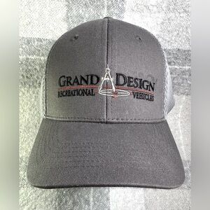 Grand Design RV Grey Cap NWOT